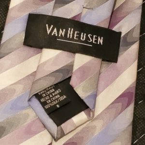 Diagonal Stripe Van Heusen Men's Necktie